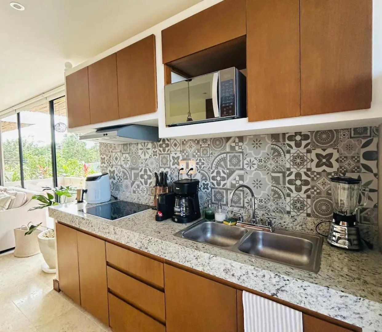 New Large Luxurious 1 Bedroom, 1 Bathroom Apartment In Tulum