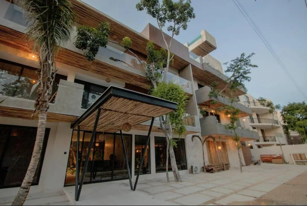 New Large Luxurious 1 Bedroom, 1 Bathroom Apartment In Tulum 0*,