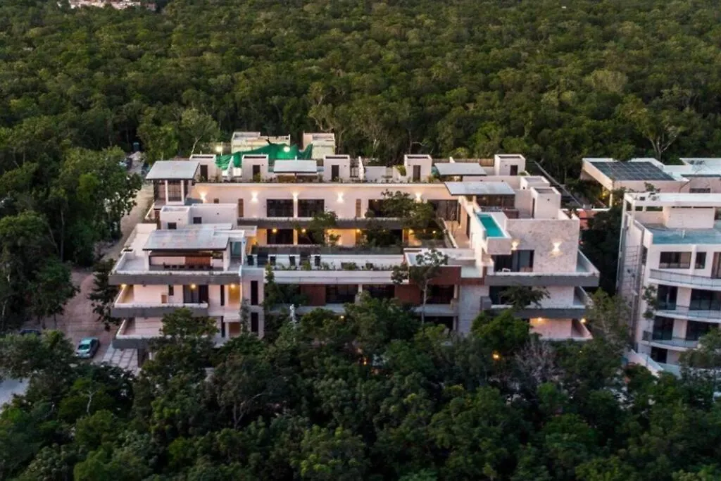 New Large Luxurious 1 Bedroom, 1 Bathroom Apartment In Tulum